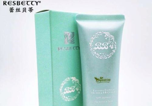 蕾丝贝蒂化妆品